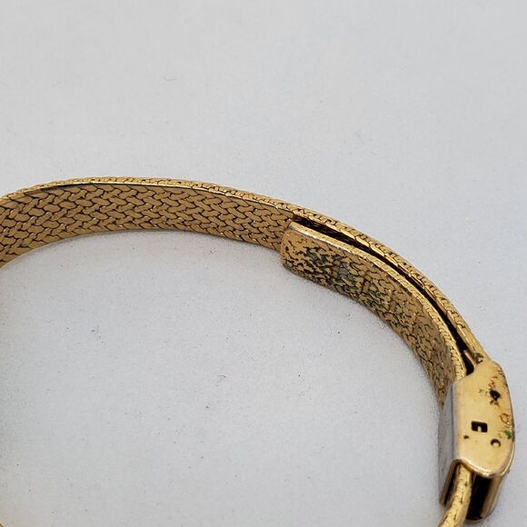 Gruen Women\'s Watch 15MM Gold Dial Gold Bracelet Band Up to 7\
